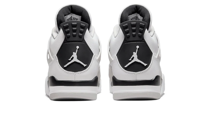 AIR JORDAN 4 MILITARY BLACK