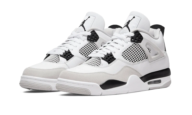 AIR JORDAN 4 MILITARY BLACK