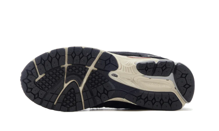 NEW BALANCE 1906D PROTECTION PACK BLACK