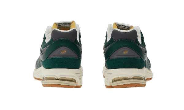 NEW BALANCE 2002R NIGHTWATCH GREEN