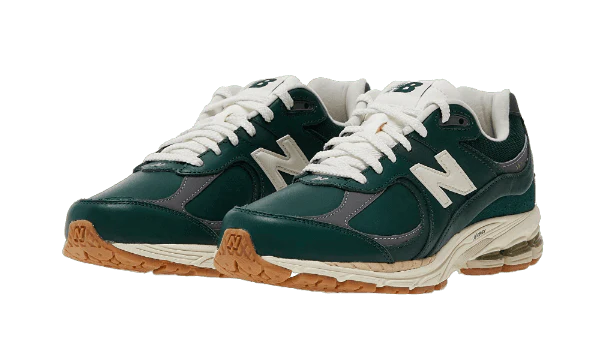 NEW BALANCE 2002R NIGHTWATCH GREEN