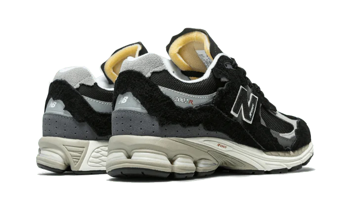 NEW BALANCE 2002R PROTECTION PACK BLACK