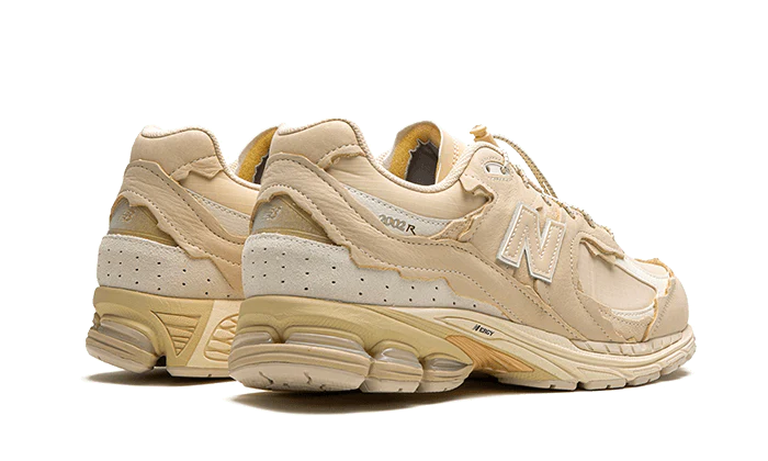 NEW BALANCE 2002R PROTECTION PACK SANDSTONE