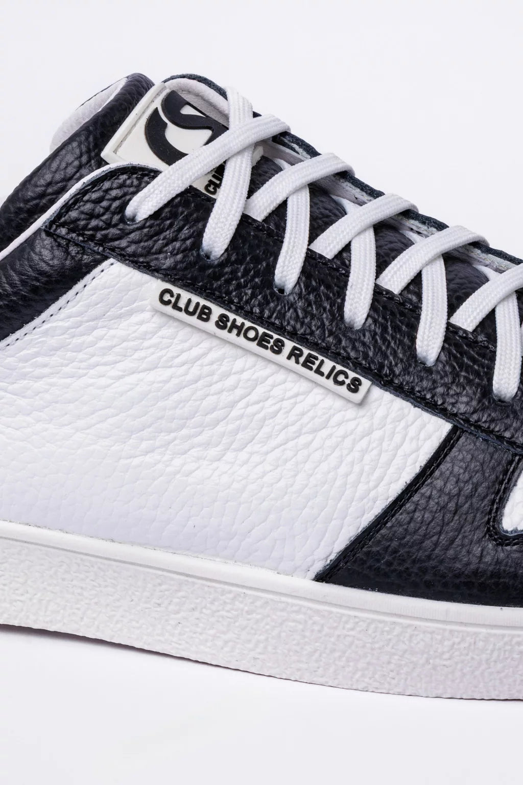 CLUB SHOES RELICS OFFICIAL WHITE BLACK