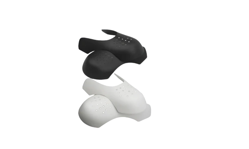 SNEAKER SHIELD